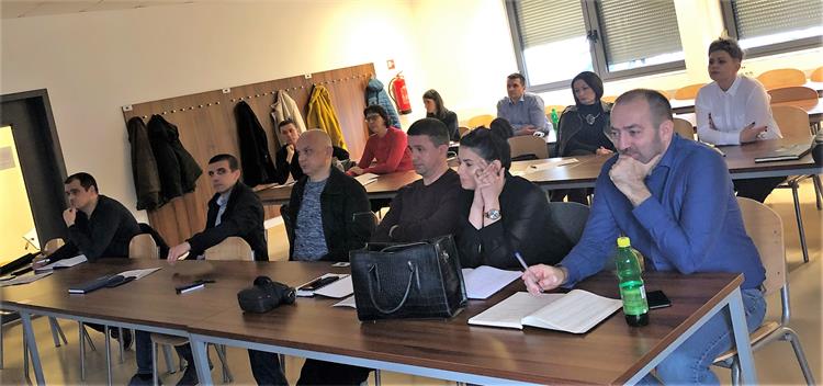 Slika /02_vijesti/2019/04/seminar gospodarstvp/IMG_9194 (2).JPG